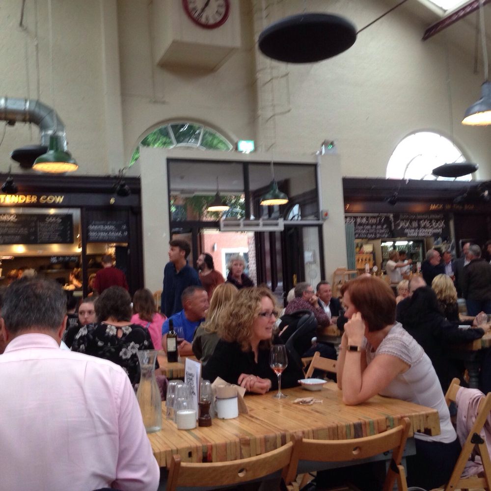 Altrincham Market - Airy interior - Farmers Market Near Me - Altrincham, XGM Altrincham Market - Airy interior - Farmers Market Near Me - Altrincham, XGM