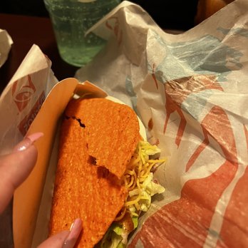 Taco Bell - 2 of 3 tacos were broken - Fast Food Near Me - Surprise, Arizona