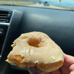 Banbury Cross Donuts - Maple donut