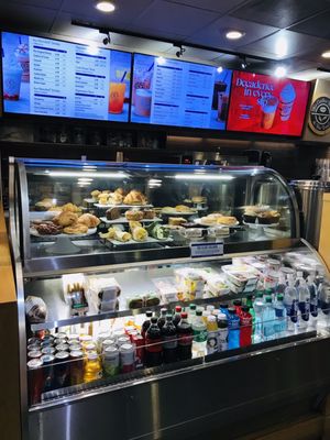 The Coffee Bean & Tea Leaf by null