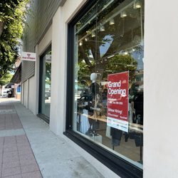 2nd Street - Outside