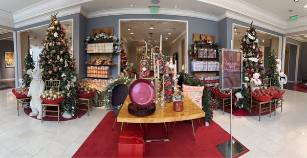 Neiman Marcus by null