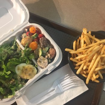Artizen - Nicoise Ahi Salad & French Fries @ Artizen by MW, Honolulu, HI - Cafes Near Me - Honolulu, Hawaii Artizen - Nicoise Ahi Salad & French Fries @ Artizen by MW, Honolulu, HI - Cafes Near Me - Honolulu, Hawaii