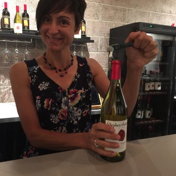 Stephen Hemmert Winery & Tasting Room - Come out, taste ah-mazing, locally produced wines and meet pourer extraordinaire Nicoletta! - Wine Tasting Room Near Me - Lancaster, California