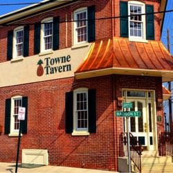 Towne Tavern - Polished Exterior