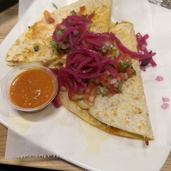 Isla Del Mar Restaurante - Quesadill de Pollo- perfection - Seafood Near Me - Omaha, Nebraska Isla Del Mar Restaurante - Quesadill de Pollo- perfection - Seafood Near Me - Omaha, Nebraska