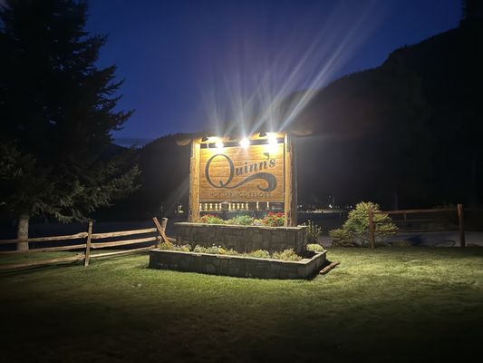 Quinn's Hot Springs Resort by null