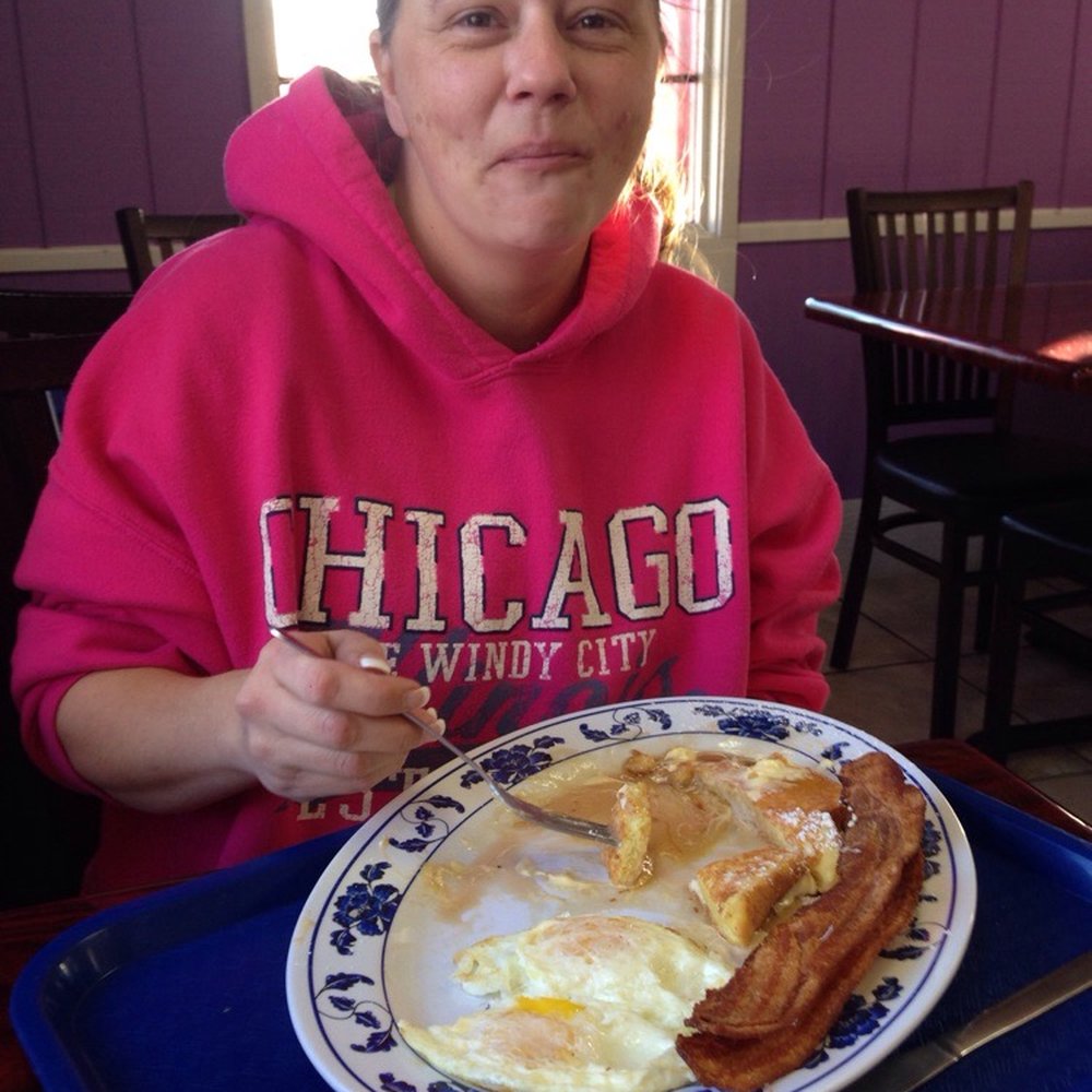 Don Chico's - Getting down - Mexican Near Me - Oregon City, Oregon