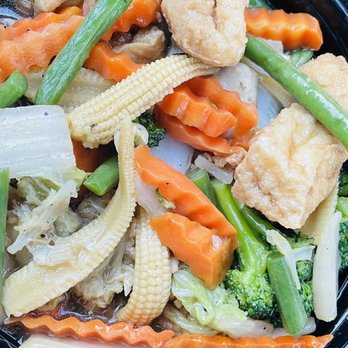 Thai Express - Beautiful and colorful but bland. - Thai Near Me - Gaithersburg, Maryland