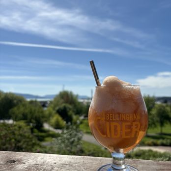 Bellingham Cider Company - Frozen flavored lemonade with vodka shot added - Cideries Near Me - Bellingham, Washington