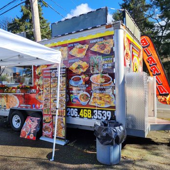 Birrieria Tijuana - a food truck parked on the side of the road - Mexican Near Me - Kirkland, Washington