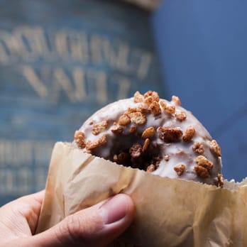 Doughnut Vault - March 13, 2016 - Vanilla Cocoa - Donuts Near Me - Chicago, Illinois Doughnut Vault - March 13, 2016 - Vanilla Cocoa - Donuts Near Me - Chicago, Illinois