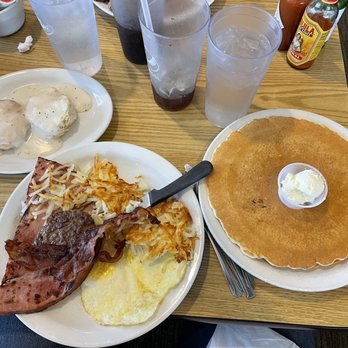 Bishop's Grill - This is the big breakfast - American Near Me - St George, Utah