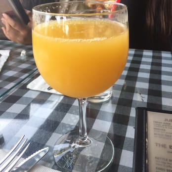 The Kettle - A glass of mimosa! - Diners Near Me - Manhattan Beach, California The Kettle - A glass of mimosa! - Diners Near Me - Manhattan Beach, California
