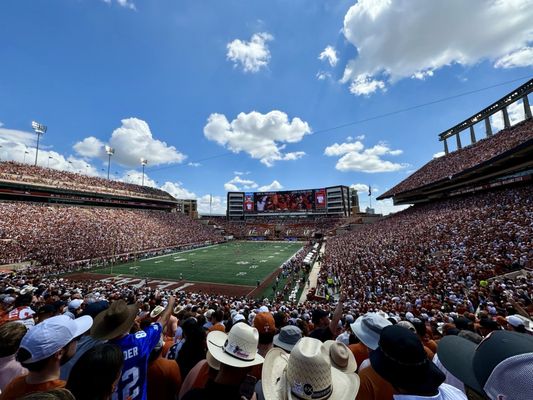 Darrell K Royal Texas Memorial Stadium by null