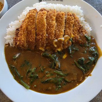 Coco Ichibanya - Pork Cutlet (Tonkatsu) level 4 with cheese, spinach, & garlic bits - Japanese Curry Near Me - Los Angeles, California