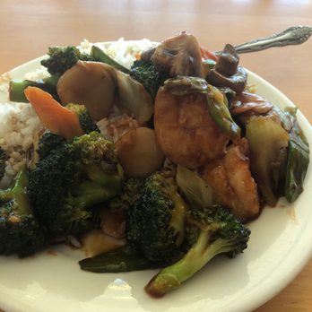 New China Restaurant - shrimp with mixed vegetables - Chinese Near Me - Brevard, North Carolina