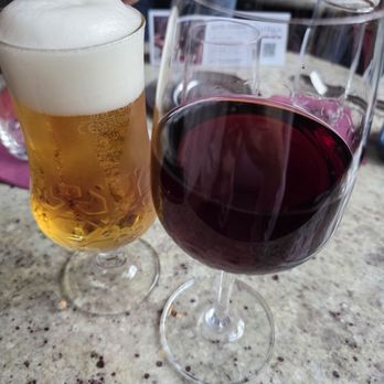 VINIA Wine & Kitchen - Wine Bars Near Me - Winter Park, Florida VINIA Wine & Kitchen - Wine Bars Near Me - Winter Park, Florida