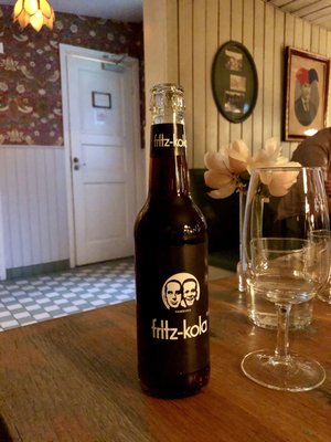 Far i Hatten by null