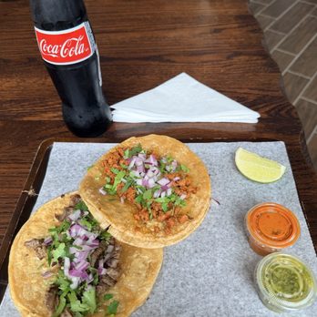 La Eskina Indy - Mexican Near Me - Indianapolis, Indiana