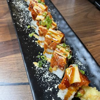 Kan Sushi - Sushi Bars Near Me - Honolulu, Hawaii