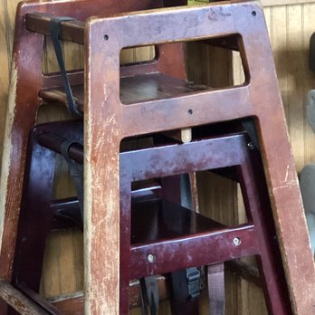 5-8 Grill & Bar - Who would put their child in that grimy worn seat? - Burgers Near Me - Champlin, Minnesota