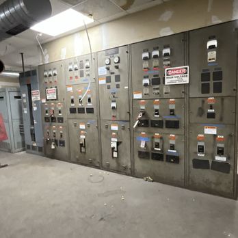 Blue Electrical Contractors - Electricians Near Me