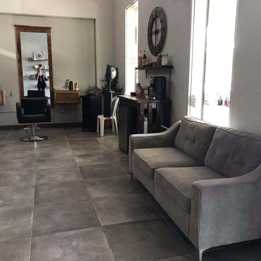 The Color Bar Salon - Waiting Area - Hair Salons Near Me - Aguadilla, Puerto Rico