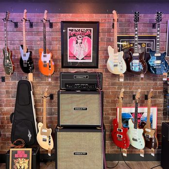 AMP'd Guitar Den - Guitar Stores Near Me - Orlando, Florida AMP'd Guitar Den - Guitar Stores Near Me - Orlando, Florida