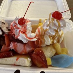 Kravin Ice Cream & Treats - Best Banana Split