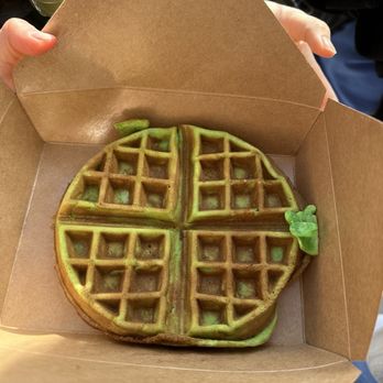 Binge Coffee House - Pandan waffle - Vietnamese Near Me - Berkeley, California Binge Coffee House - Pandan waffle - Vietnamese Near Me - Berkeley, California