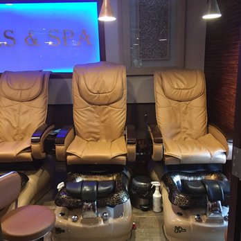 Great Nails & Spa - Pedicure chairs in bank room - Nail Salons Near Me - Austin, Texas Great Nails & Spa - Pedicure chairs in bank room - Nail Salons Near Me - Austin, Texas