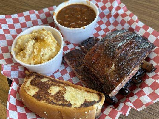 Ray's BBQ by null