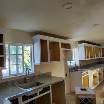 Diaz Construction - a kitchen being remodeled - General Contractors Near Me Diaz Construction - a kitchen being remodeled - General Contractors Near Me
