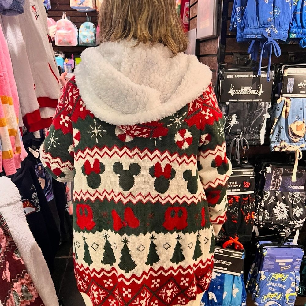 Hot Topic - The Mickey Mouse sweater - Accessories Near Me - Thousand Oaks, California Hot Topic - The Mickey Mouse sweater - Accessories Near Me - Thousand Oaks, California