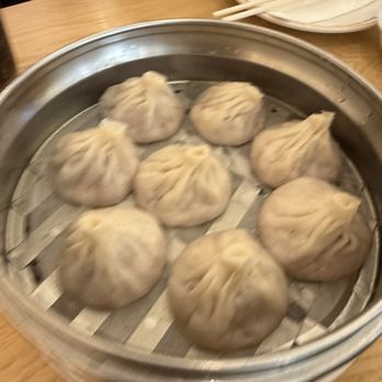 Dim Sum Garden - Chicken Soup Dumplings (6) - Dim Sum Near Me - Philadelphia, Pennsylvania Dim Sum Garden - Chicken Soup Dumplings (6) - Dim Sum Near Me - Philadelphia, Pennsylvania