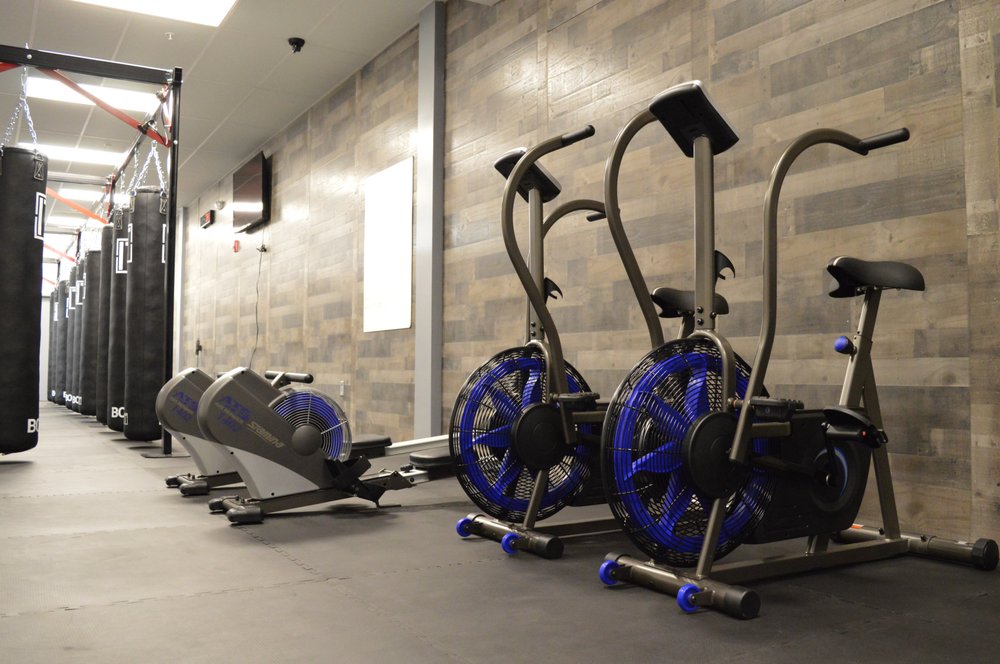 BOX IT FITNESS Updated September 2024 245 Bloomfield Dr, Lititz