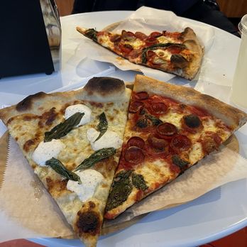 La Flor - White Honey - Pizza Near Me - Brooklyn, New York