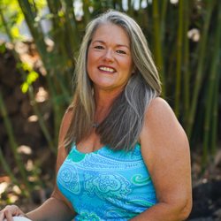 Da Vine Foods - Rochelle is the owner of Da Vine Foods. The Passion Fruit Lady!