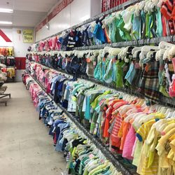 Village Discount Outlet - Baby clothes