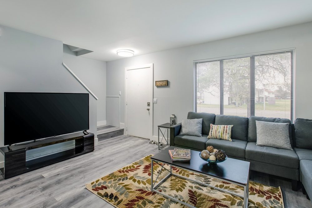 SYCAMORE TOWNHOMES Updated September 2024 25 Photos 4590 Seaway