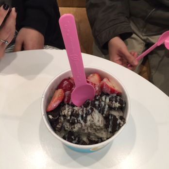 Iceskimo - Cookie Monster with black sesame shaved ice with Oreo cookies and strawberries-yum! - Ice Cream & Frozen Yogurt Near Me - San Diego, California
