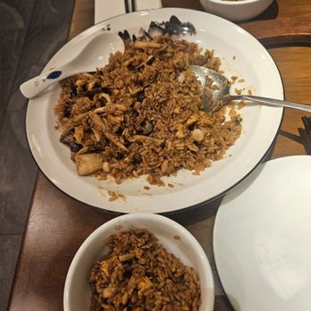 Jiang Nan - Braised mushroom rice - Chinese Near Me - Flushing, New York Jiang Nan - Braised mushroom rice - Chinese Near Me - Flushing, New York