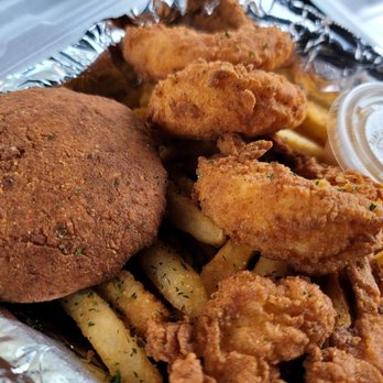 Chef Skip 757 - Crab cake with Shrimp - Food Trucks Near Me - Virginia Beach, Virginia Chef Skip 757 - Crab cake with Shrimp - Food Trucks Near Me - Virginia Beach, Virginia