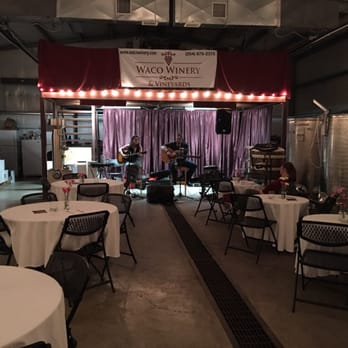 Waco Winery & Vineyards - tables set up for a function - Wineries Near Me - Waco, Texas Waco Winery & Vineyards - tables set up for a function - Wineries Near Me - Waco, Texas
