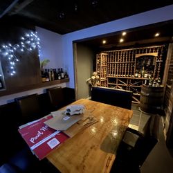 BEClub Bistro-Bar - Private room open to an adjacent wine cellar