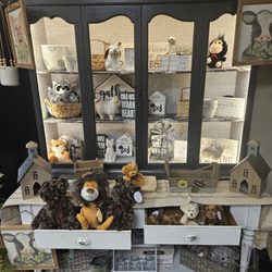 Gennarelli's Flower Shop - Gifts