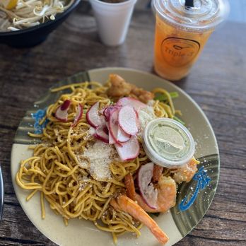 Triple-T - Garlic Noodle w/ shrimp - Noodles Near Me - Gardena, California