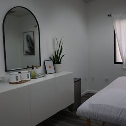 The Sugar Room Waxing Lounge