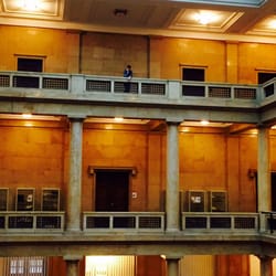 Hochschule für Musik und Theater - Eingangshalle